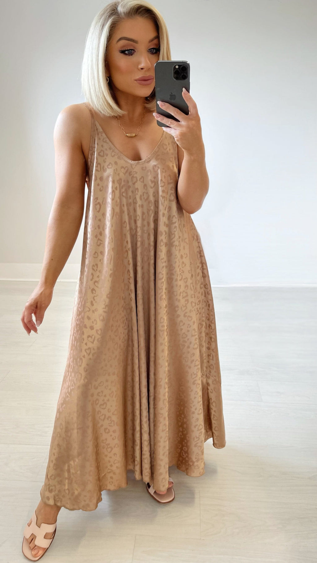 PIA SILKY LEOPARD DRESS - SOFT GOLD Coco Boutique 