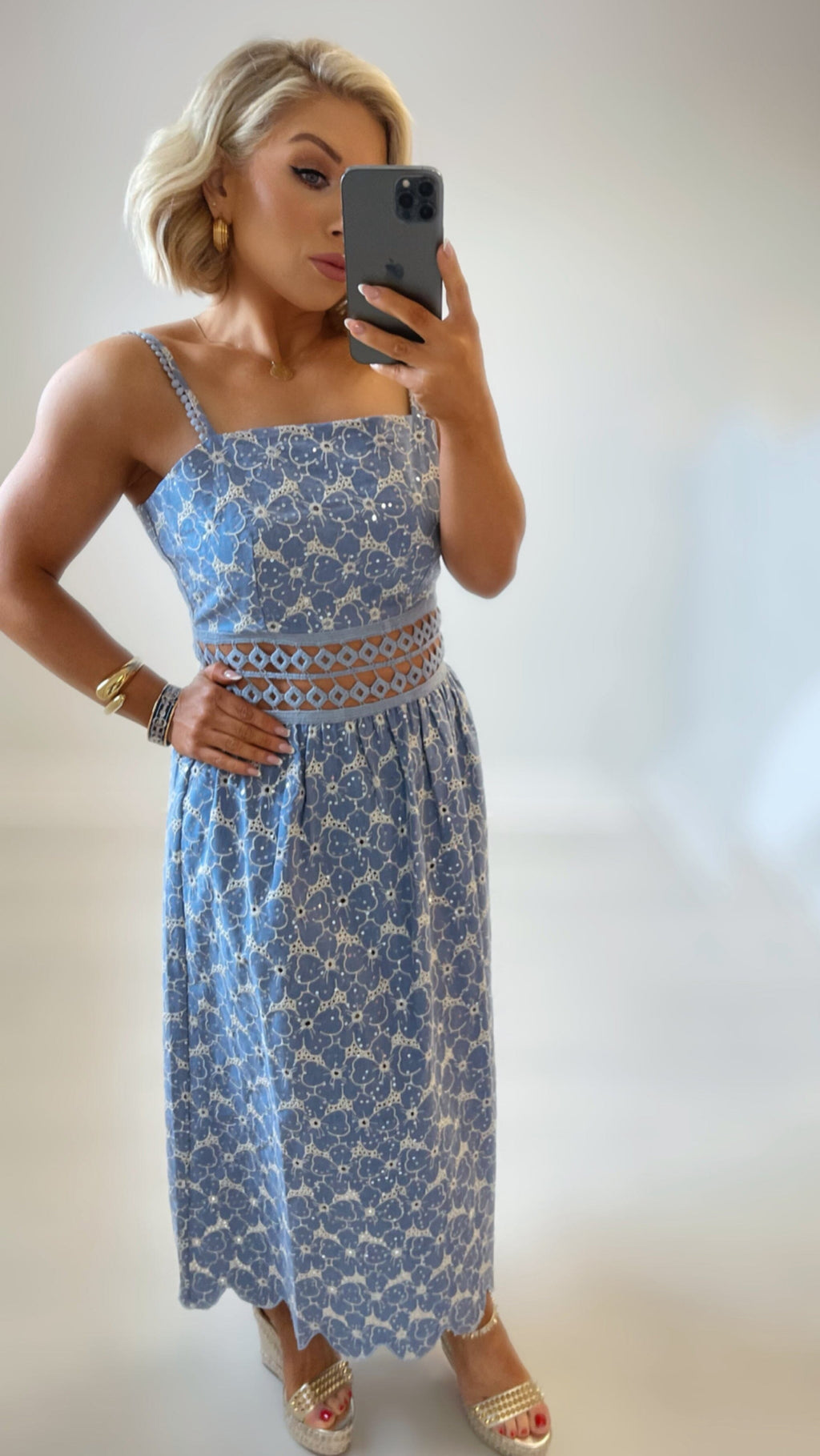SANDRINE EMBROIDERED DRESS - BLUE Coco Boutique 