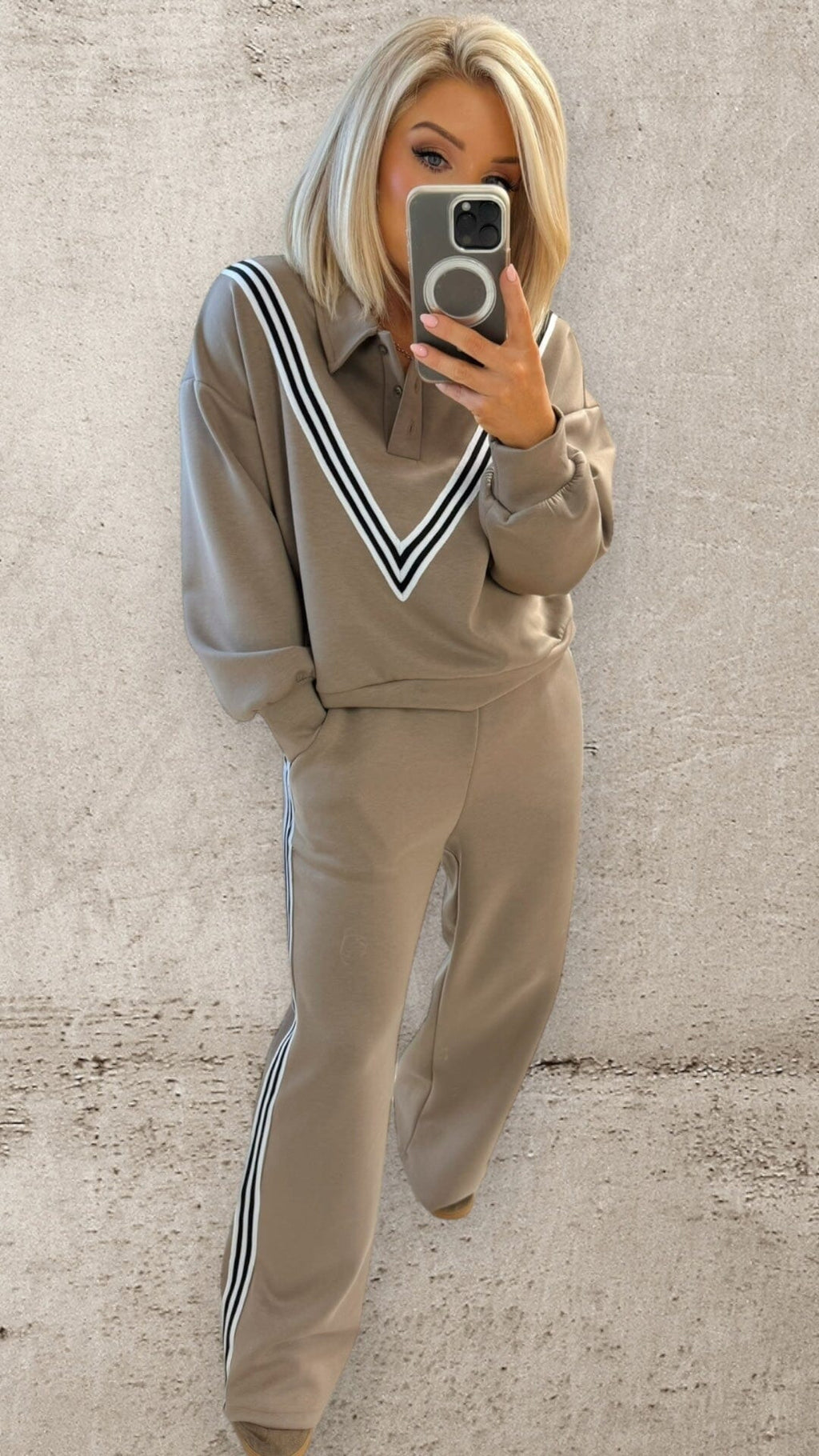 THE VERITY SCUBA CO-ORD - TAUPE Co-ord set White Piece 