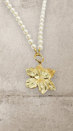 GOLDEN BLOSOM PEARL NECKLACE Jewellery & Accessories Coco Boutique 