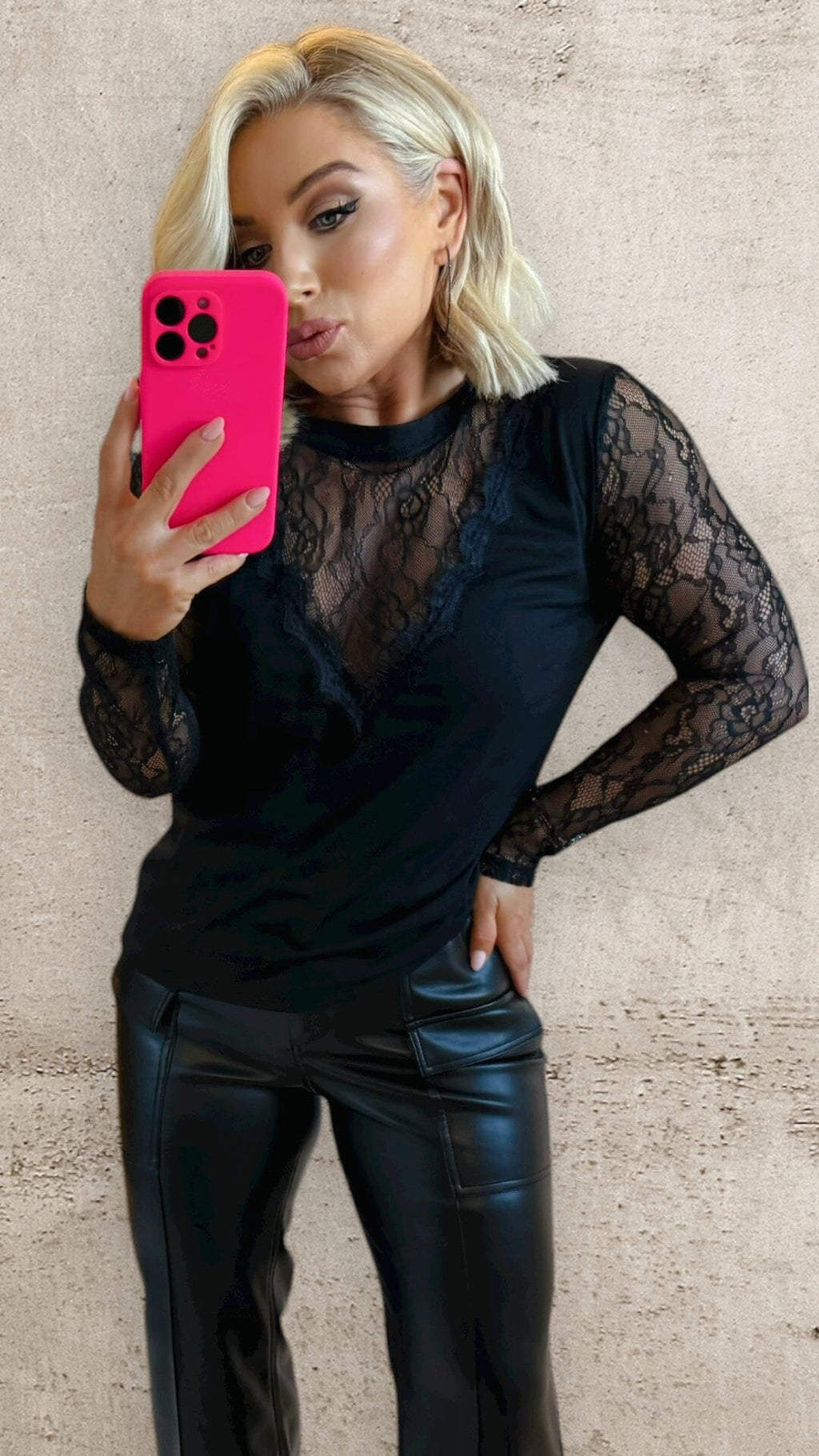 THE RENEÉ LACE TOP - BLACK Tops & Jumpers Agnes 