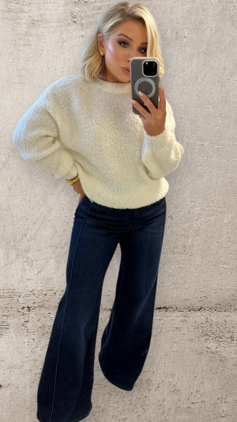 THE AMELIE BOUCLÉ KNIT - CREAM Knitwear Neline 