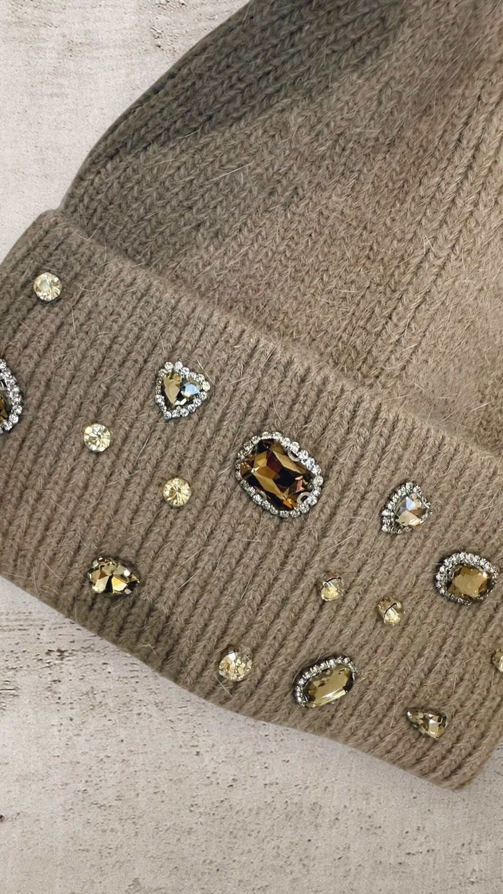 THE LUXE GEM BEANIE - TAUPE Hat Sweet Eme 