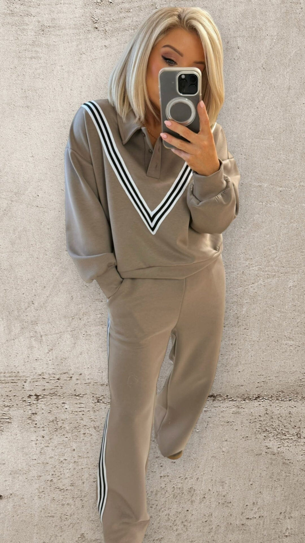 THE VERITY SCUBA CO-ORD - TAUPE Co-ord set White Piece 