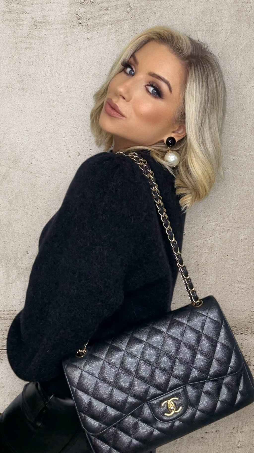 PETRA SUPER SOFT SWEATER - BLACK Knitwear Gigi Lu 