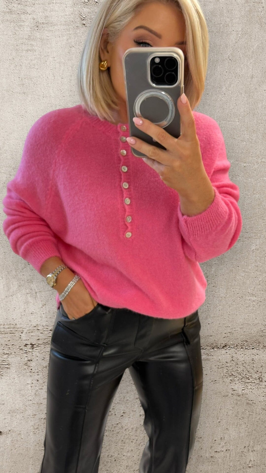 THE ALPINE HALF BUTTON - PINK Knitwear Le Point Parisien 