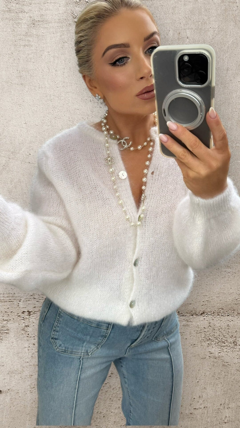 THE LUMINÉ MOHAIR CARDI- IVORY Knitwear Goldie S 