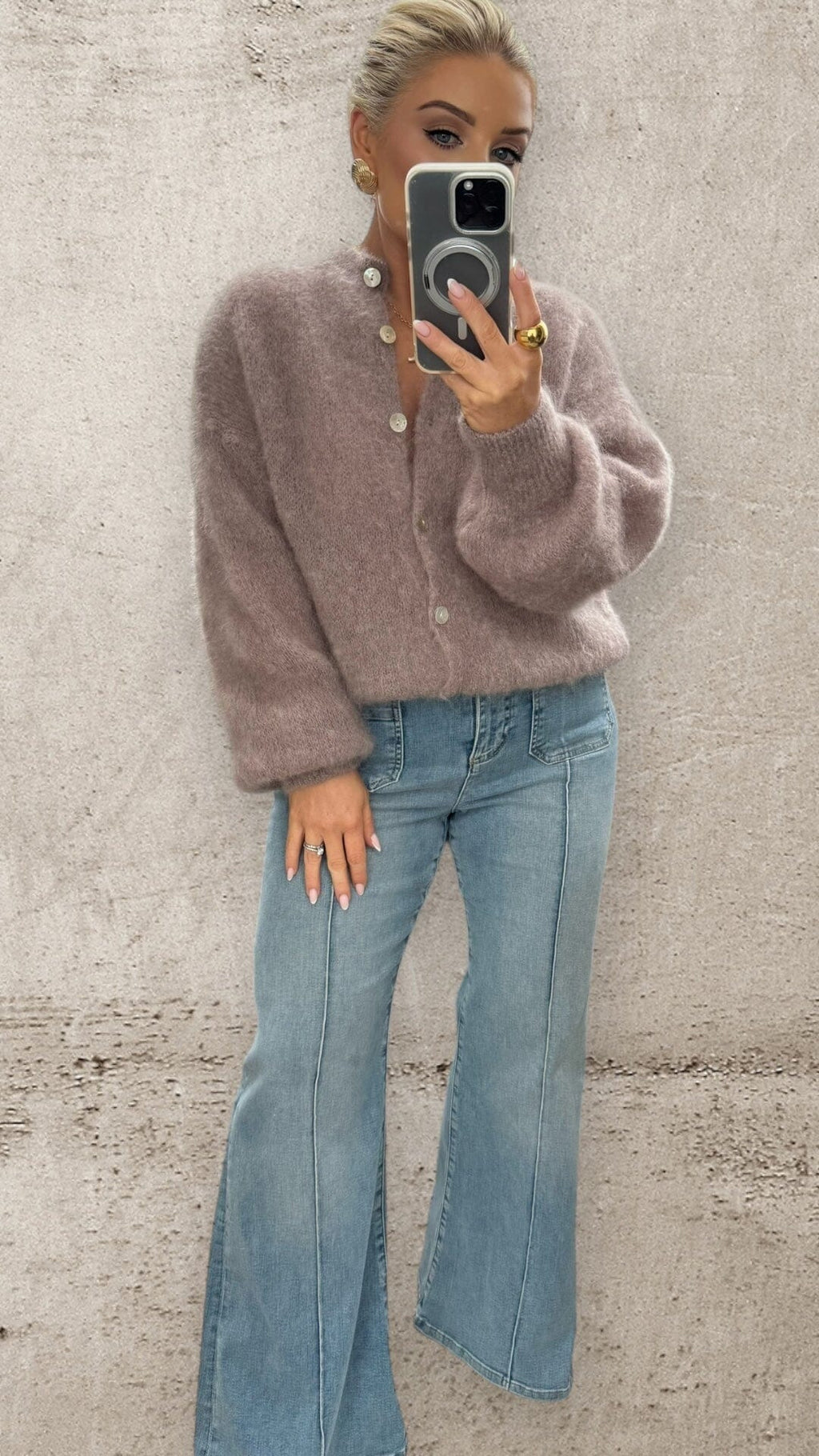 THE ÉLISE MOHAIR CARDIGAN- TAUPE Knitwear Goldie S 