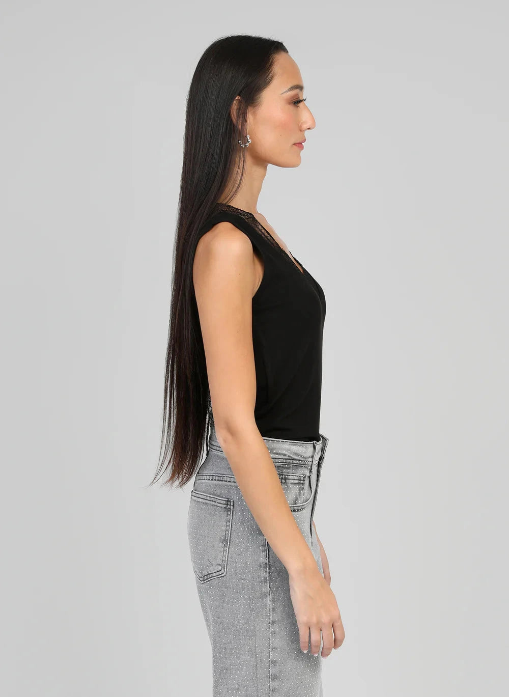 ALICE NOIR LACE-TRIM TANK Tops & Jumpers Agnes 