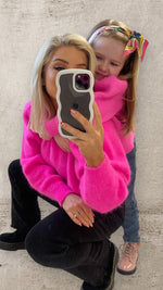 THE PETRA SWEATER - NEON PINK Knitwear Gigi Lu 