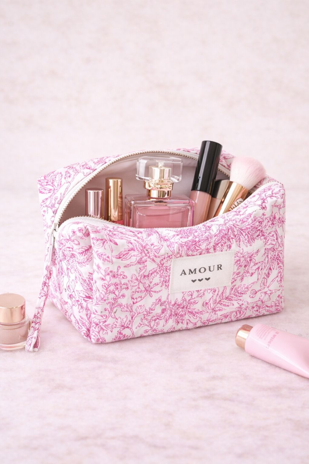 CLARA PINK QUILTED COSMETIC BAG Jewellery & Accessories Coco Accessories 