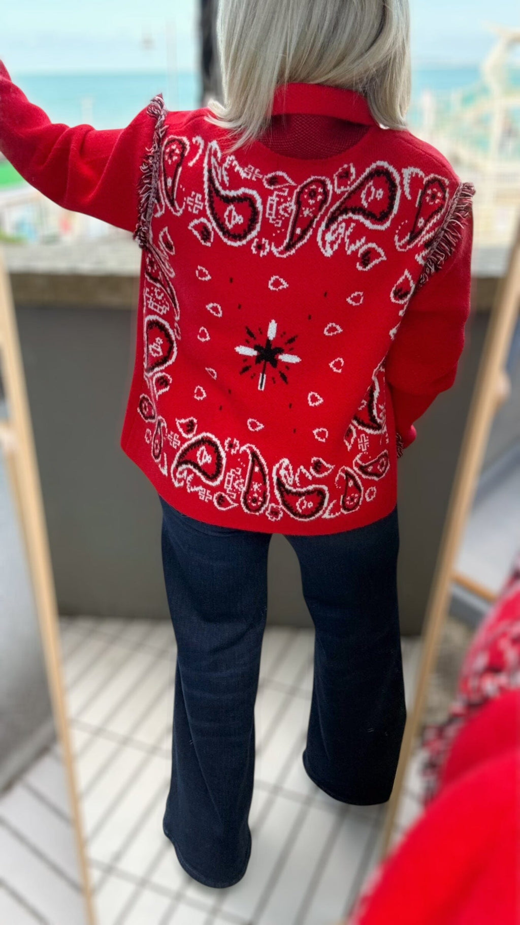 THE BANDANA LUXE JACKET - RED Knitwear Oreline 