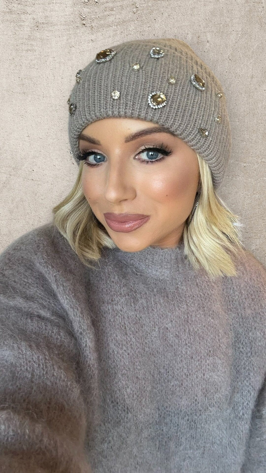 THE LUXE GEM BEANIE - TAUPE Hat Sweet Eme 