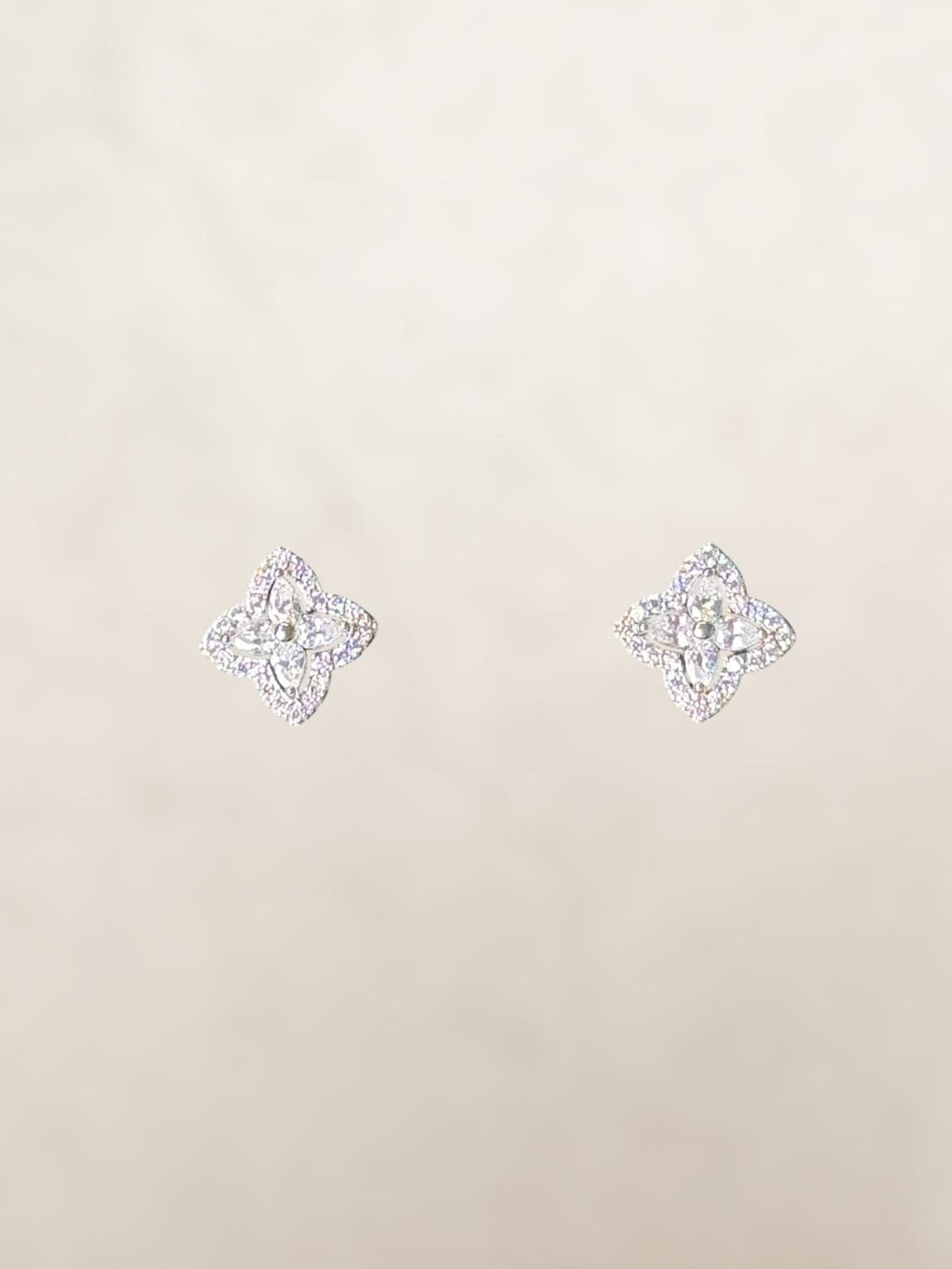 THE CELESTE CRYSTAL STUDS - SILVER Jewellery & Accessories Coco Boutique 