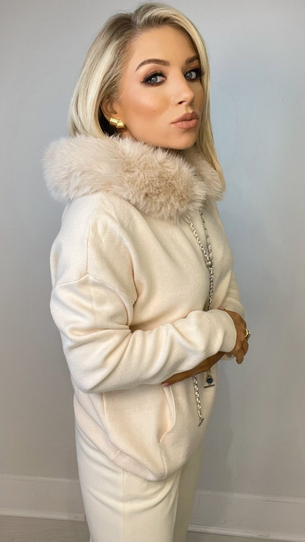LOLA HOODED SWEATER - CREAM Coco Boutique 