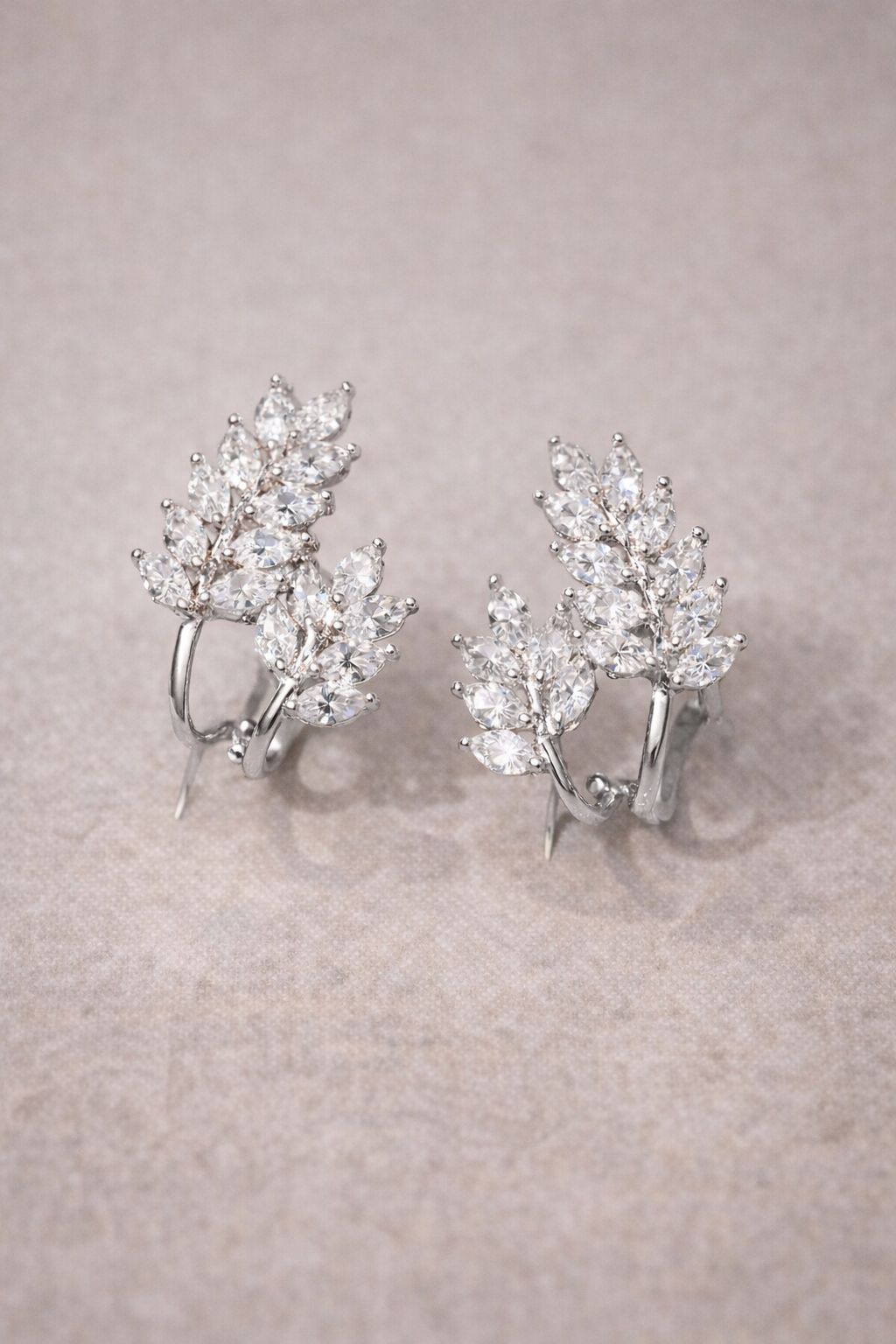 THE AURELIA LEAF EARRINGS - SILVER Jewellery & Accessories Coco Jewellery 