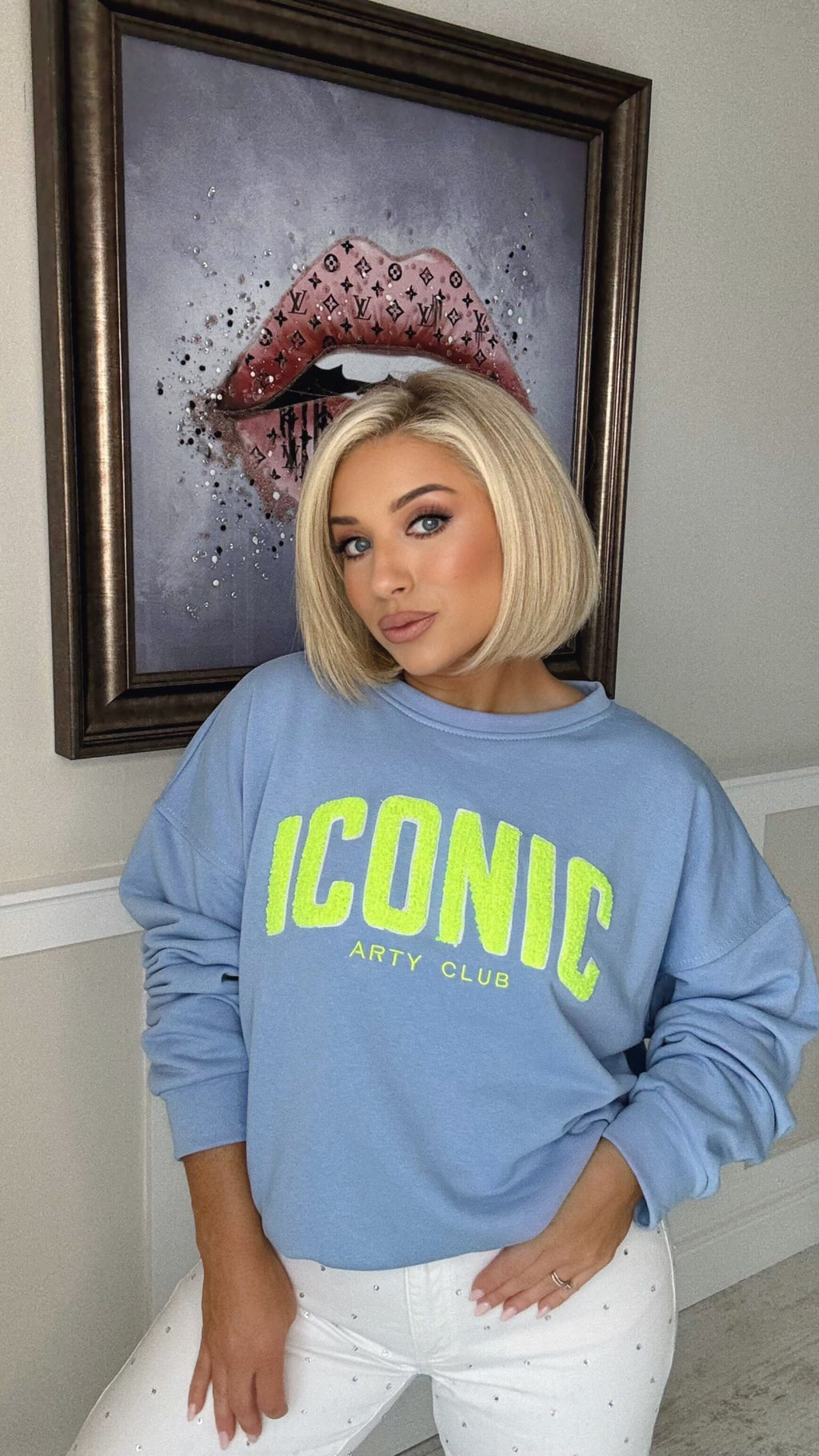 THE ICONIC SWEATSHIRT - BLUE Sweatshirt Coco Boutique 