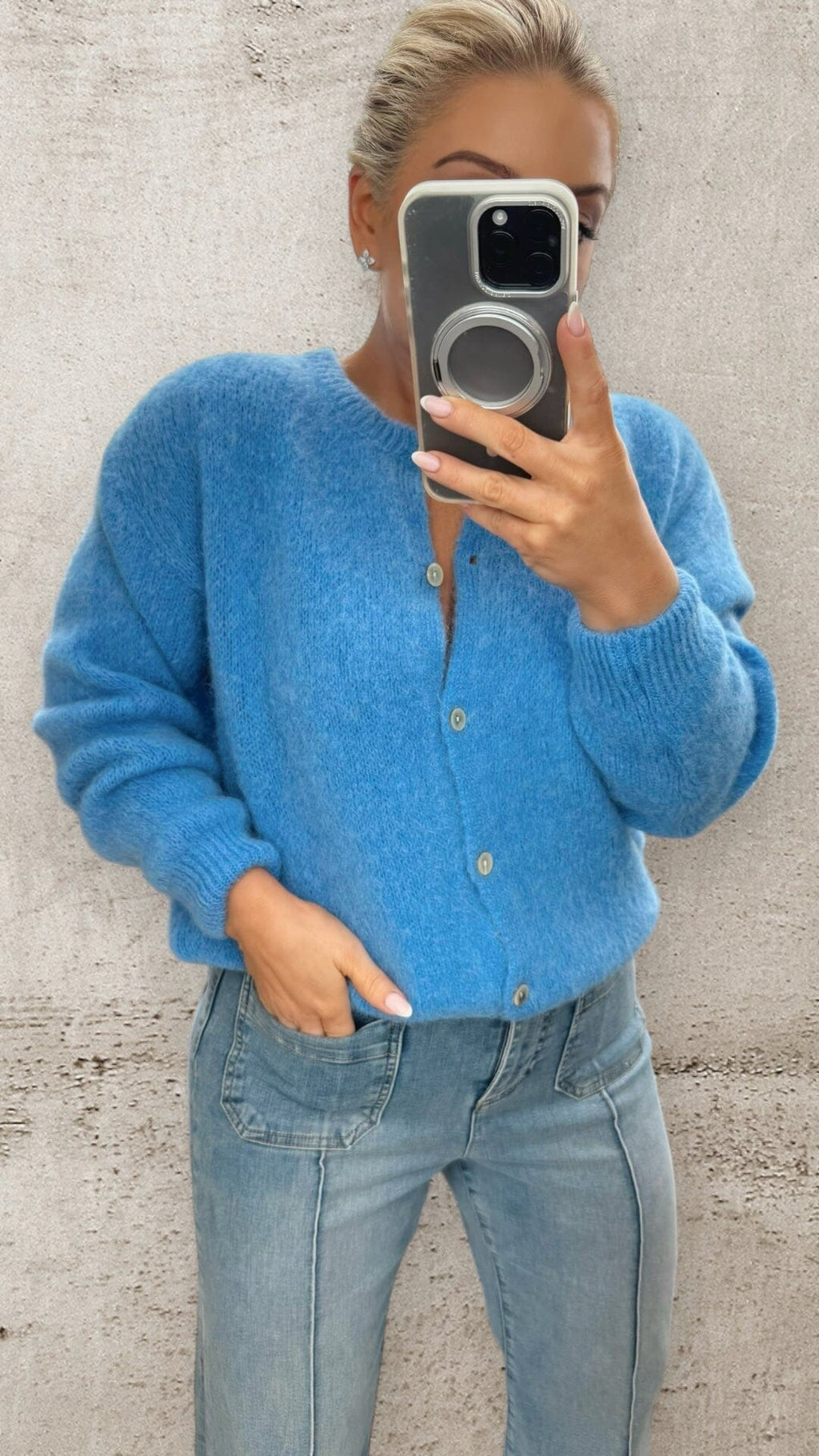 THE AURORA ALPACA CARDI - BLUE Knitwear Le Point Parisien 