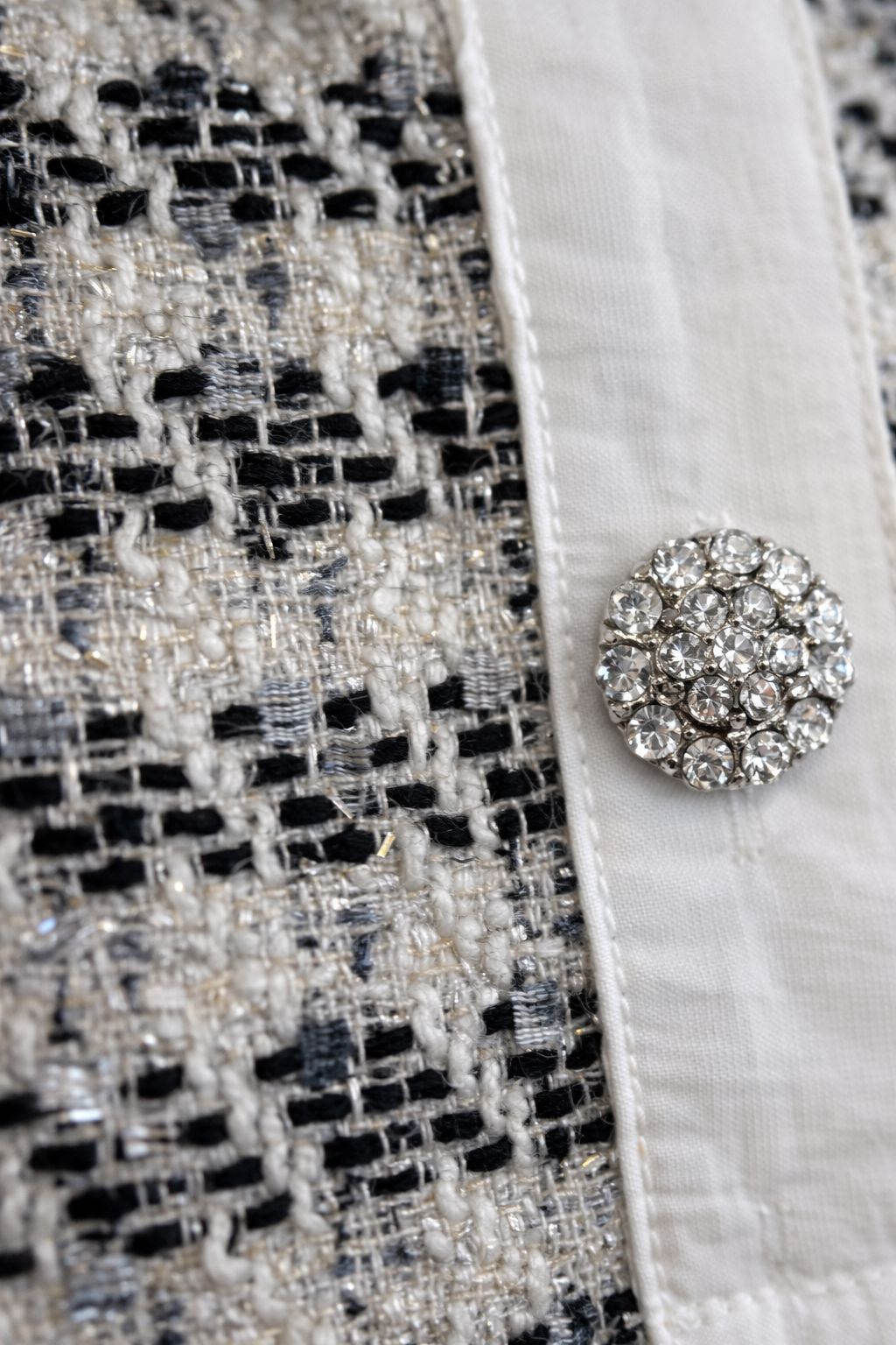 AMY TWEED TOP - CREAM Tops & Jumpers Agnes 