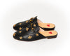 THE LEATHER SLIDER IN BLACK HONEY BEE Shoes & Slippers Privè - Slider 